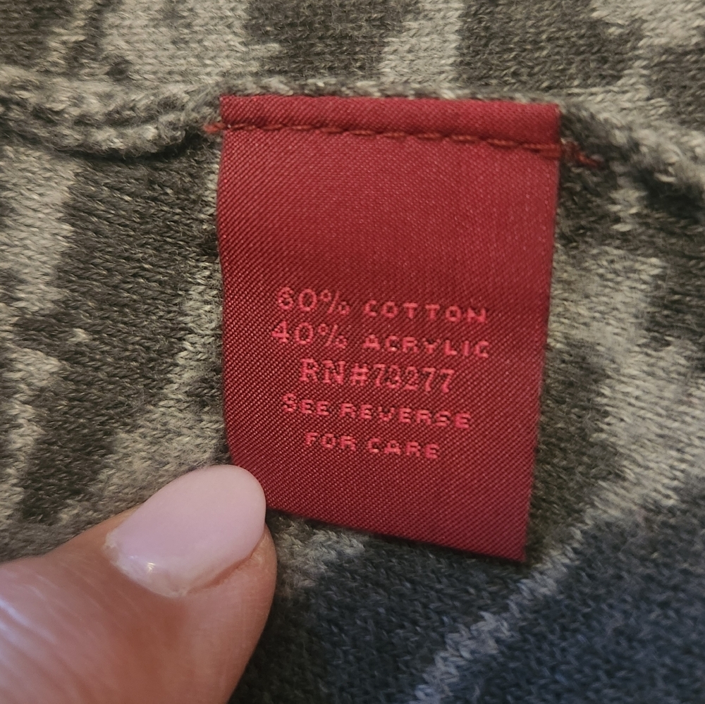 Sweater By 212 Collection - Picture 3 of 6